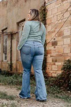 L&B Apparel Montana Plus Size Distressed Flare Jeans -Clothing Women's Clothing/Brgs sales store EM 260 MW X 1 1