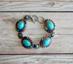 Accessory House Flowers And Conchos Link Bracelet